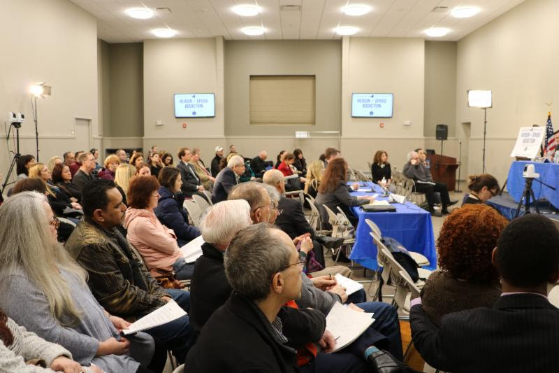 murphy_hosts_fact-finding_public_meeting_on_sober_homes2.jpg