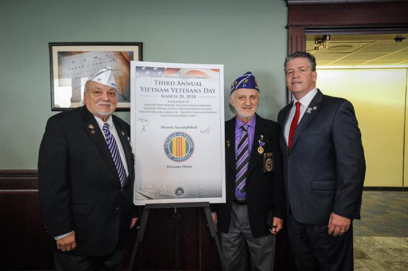 murphy_salutes_vietnam_veterans_in_albany3.jpg