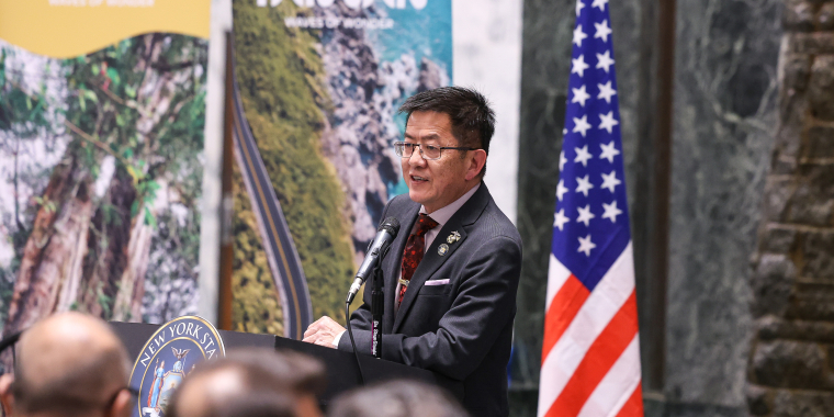 Senator Chan Honors and Recognizes Taiwanese Heritage Day