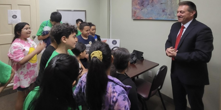 Senator Addabbo meets with students from PS 97.