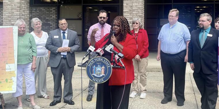 Senator Webb Announces $900,000 in Library Construction Aid Funding for Senate District 52