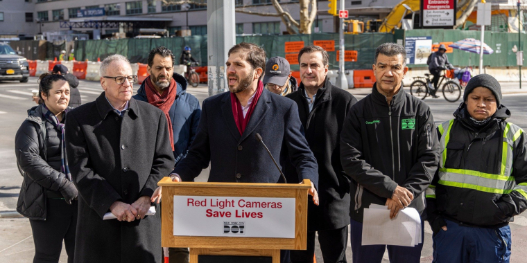 Senator Andrew Gounardes joins NYC DOT at a press conference in support of red light cameras.
