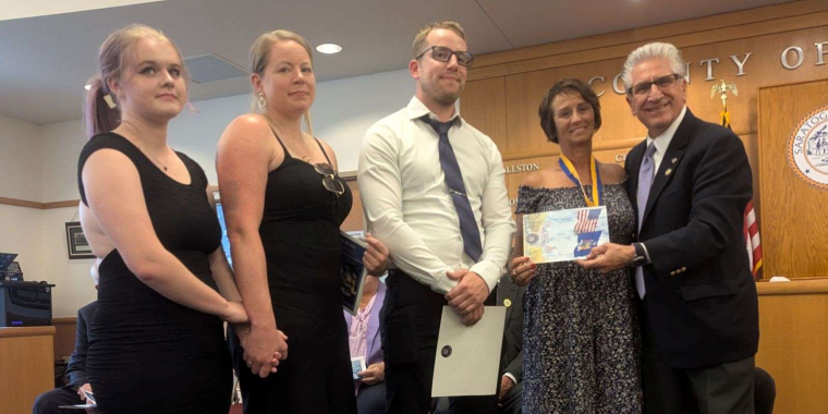 Tedisco Presents NYS Liberty Medal to Family of Timothy Pratt