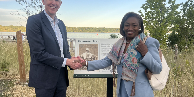 Majority Leader Stewart-Cousins was honored for her leadership and dedication to environmental issues at Scenic Hudson’s annual gala Sojourner Truth State Park in Kingston