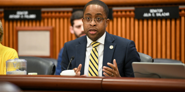 Senator Myrie in the Senate Chamber
