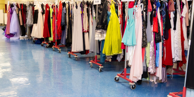 prom dress give away 