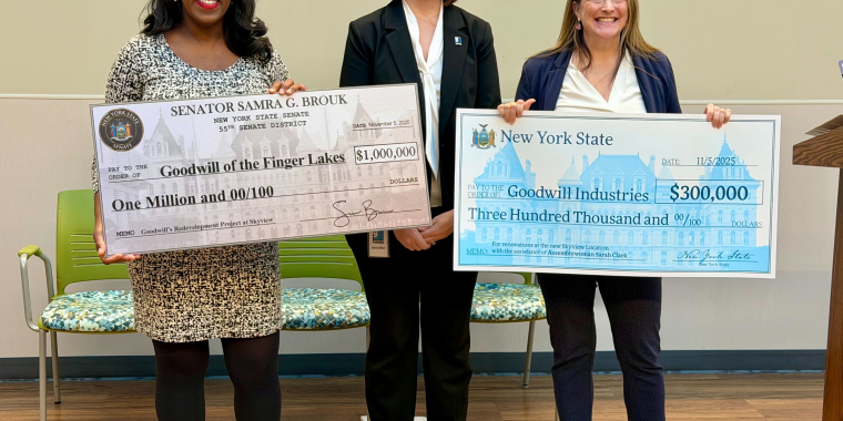 Senator Brouk with Goodwill