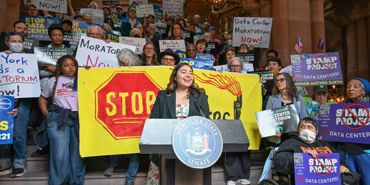 Senator Kristen Gonzalez Speaking at Food & Water Watch's Data Center Moratorium Rally on 5.13 | 2026 AI Week