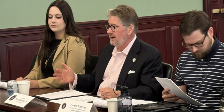Harckham speaks at his environmental roundtable
